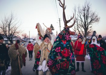 Colindători de ocazie, amendați de polițiști
