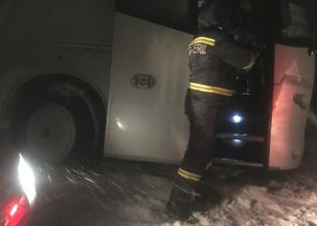 Autoritățile au fost în alertă! Autocar plin cu ucraineni, ieșit din decor, la Tulcea (VIDEO)