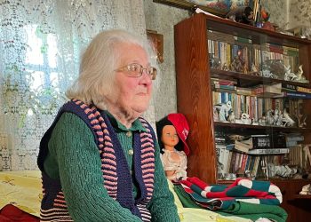 O bătrână din Constanța a sunat la 112, pentru că moare de FRIG în casă