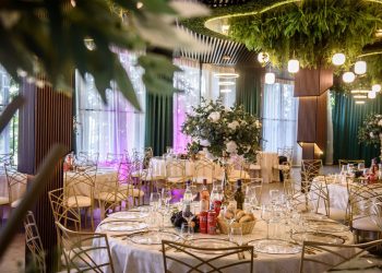 Sărbătorește Ziua Femeii într-un cadru de vis, la malul mării, la restaurant COLONADE