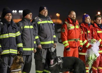 Echipa de salvare RO-USAR 01: Misiune încheiată! Ne-am întors în țară, cu efectiv complet!