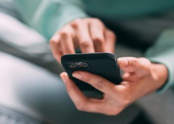 Polițiștii avertizează asupra unui nou tip de fraudă online