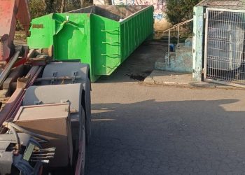 Containerele pentru deșeuri voluminoase ajung într-o nouă locație