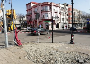 Jurnal de constănțean: „Acasă în frig, pe stradă în gropi!”