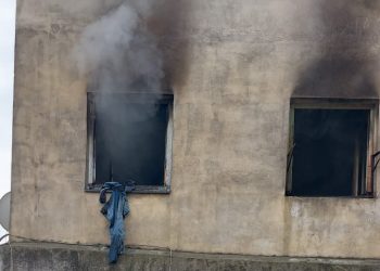 Județul Tulcea: Un apartament a ars în totalitate, în localitatea Măcin