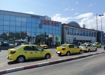 Noul slogan al taximetriștilor: „Nu luăm curse de 20 de lei!”