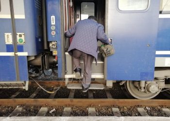 Ofertă de sărbători: Un bilet de tren costă cât patru cozonaci!
