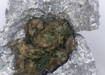 Prins cu „iarba”-n buzunar, în zona City Park Mall