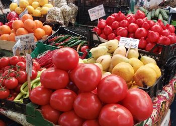 Roșiile românești au ajuns un LUX, de care puțini se pot bucura