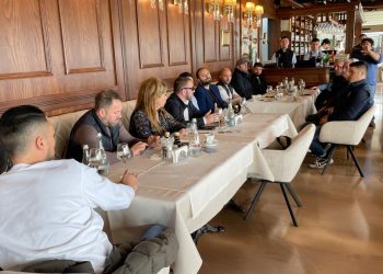 Șeful ANPC, întâlnire cu operatorii din Mamaia pe tema meniurilor din restaurante