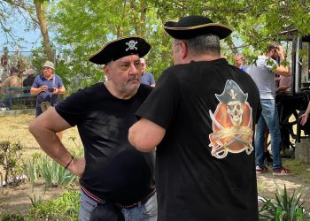 Începe „Parastasul Piraților Nepomeniți” 