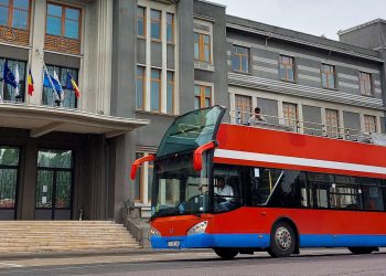 Se modifică programul și traseele de transport pentru autobuzele CT BUS