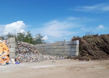 Depozitul ecologic de deșeuri din Costinești, amendat de Garda de Mediu