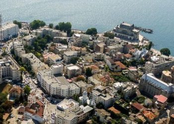 Riveranii din Zona Peninsulară, privilegiați! Își pot face abonament anual de parcare cu taxă ca în zona 2