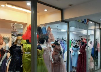 Visele devin realitate cu ținutele de gală de la Big-Cat Boutique! Eleganță și strălucire, indiferent de vârstă