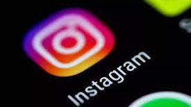 Investigație: Instagram conectează o vastă rețea de pedofilie