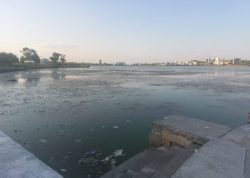 Lacul Tăbăcăriei, înecat în gunoaie. Iată recomandările specialiștilor