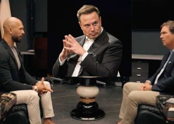 Elon Musk, criticat pentru că promovează interviul lui Tucker Carlson cu Andrew Tate