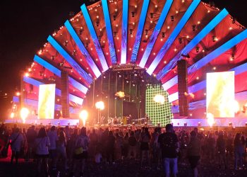 Atmosferă indendiară în prima seară de NEVERSEA