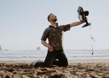 Canicula aduce și primele cazuri de insolație. Cum ne ferim de căldura excesivă