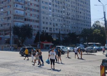 Semafoarele din intersecția de la Casa de Cultură, repuse în funcțiune
