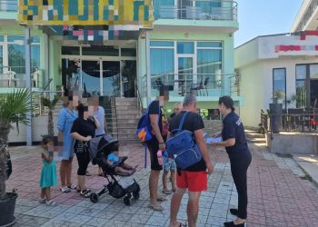 Polițiștii, dialog cu turiștii din stațiunile Eforie și Năvodari