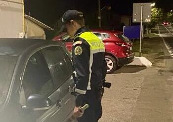 Șofer de 25 de ani, sub influența drogurilor. Prietenii săi aveau substanțele cu efecte psihoactive asupra lor