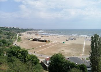 Constanța, toamna: „Am scăpat de turiști!” VS. „Acum ce ne facem?”