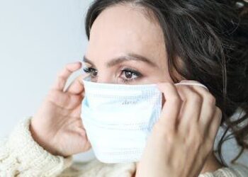 O nouă tulpină de Covid se răspândește rapid în lume. Din ce în ce mai multe cazuri și la Constanța