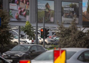 Semafoarele din intersecția de la ICIL, funcționale