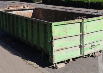 Unde sunt amplasate containerele pentru deșeuri voluminoase, în această săptămână