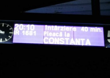 Rușine pe șine: Puhoi de oameni și trenuri întârziate!