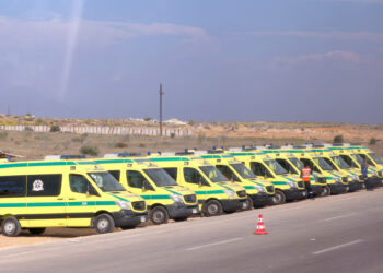 80 de ambulanţe egiptene vor prelua răniţii palestinieni de la Rafah