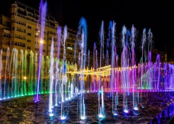 Final de sezon pentru spectacolele fântânilor arteziene de pe Faleza „Ivan Patzaichin” 