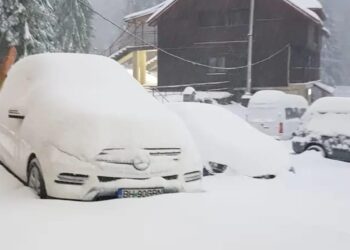 S-a instalat iarna la munte (FOTO) 