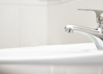 Atenție, se oprește apa în Eforie Sud!