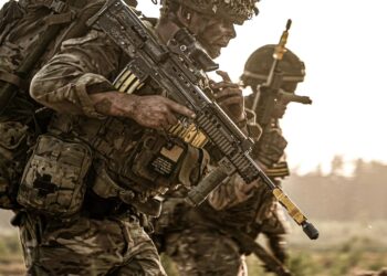 NATO îşi măreşte bugetul militar pentru anul viitor cu 12%, până la 2,03 miliarde euro