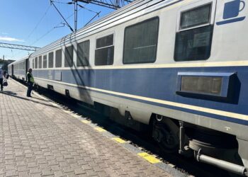 Noul mers al trenurilor. Pleci mai devreme, ajungi mai târziu, la aceiași bani 