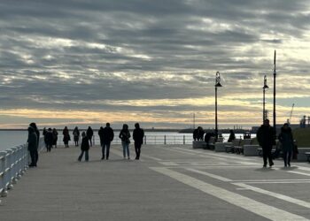 La pas pe faleza Cazinoului, înainte de maratonul culinar de Crăciun (FOTO/VIDEO) 