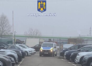 Percheziții la Constanța, într-un dosar penal de înșelăciune (FOTO/VIDEO)
