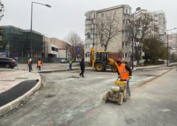 Se asfaltează intrările pe străzile adiacente bulevardului Alexandru Lăpușneanu  