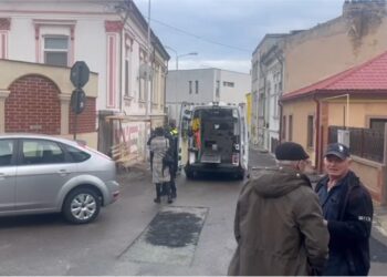 Dramă amoroasă, la Constanța. Bătrân de 85 de ani, lovit de iubita cu 15 ani mai tânără