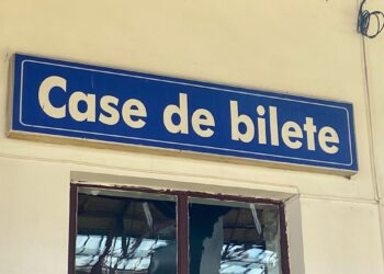 Cumpărarea biletelor de la automatele kiosk din gări va fi întreruptă pentru o perioadă limitată