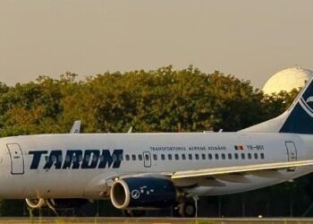 TAROM lansează campania specială „Vara sanie şi iarna car”, cu bilete la preţuri reduse 