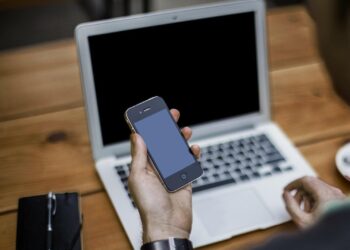 Proiect privind catalogul electronic al elevului, lansat în consultare publică 