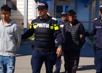 Șofer tâlhărit de doi tineri luați la ocazie