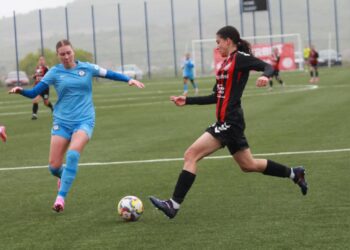 Liderul SuperLigii Feminine, Farul Constanța, învinsă în Cupa României