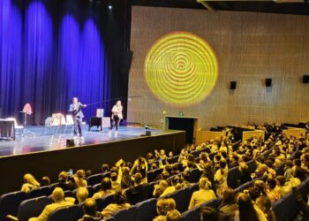 Proiecte cultural-artistice de anvergură, spectacole, expoziții și recitaluri la Centrul Cultural ,,Teodor T. Burada’’