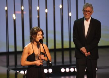 Actrița Ramona A. Niculae de la Teatrul de Stat Constanța, premiul UNITER pentru cel mai bun debut