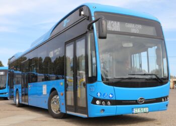 Scandal în stație. Un autobuz a fost vandalizat